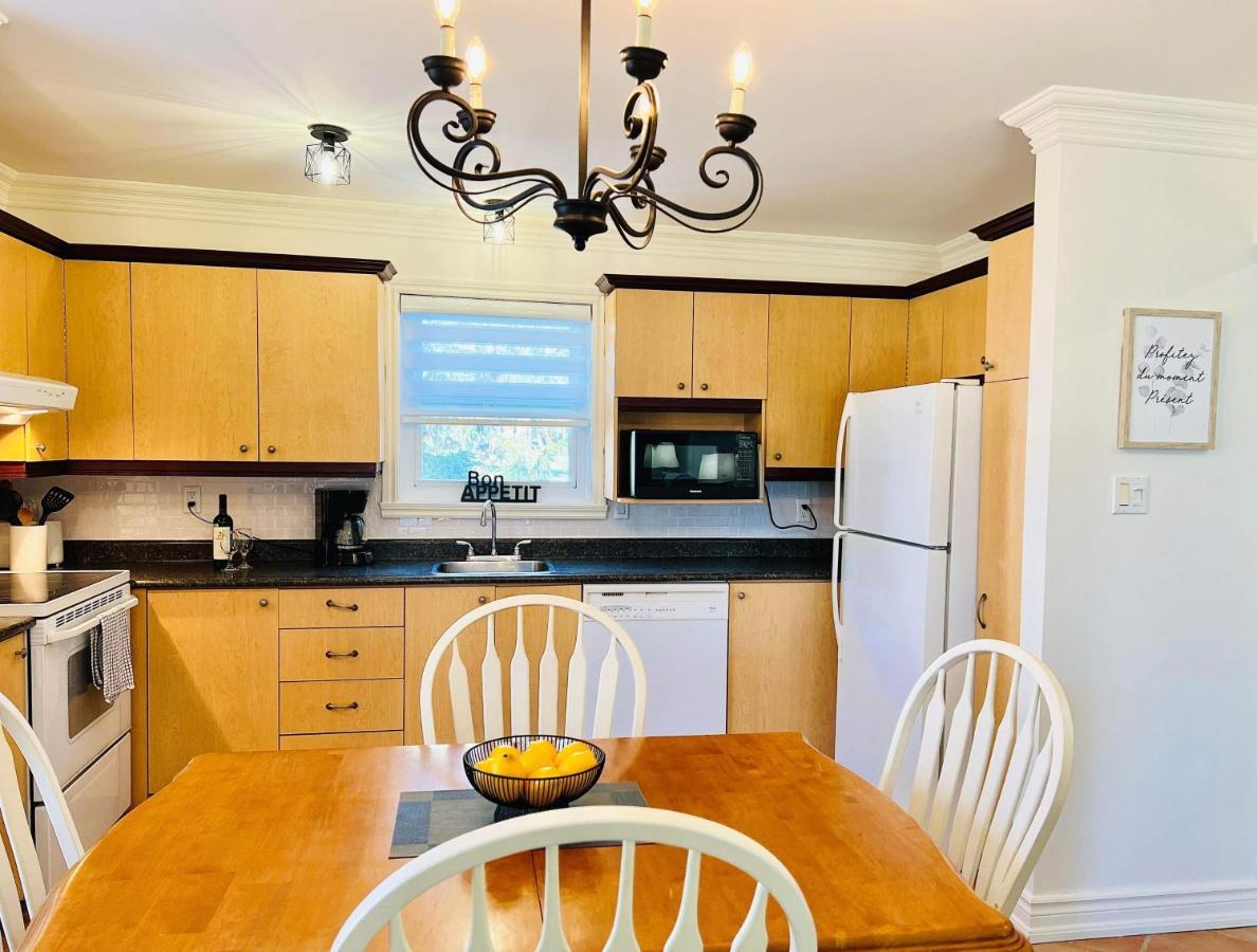 Superbe Condo Plage-Memphremagog Zewnętrze zdjęcie